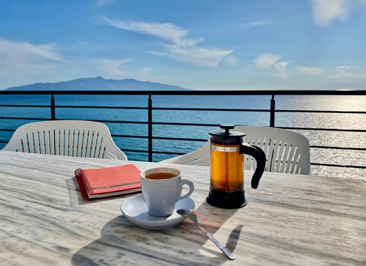 Viola Sea View Penthouse Διαμέρισμα Σαράντα Εξωτερικό φωτογραφία